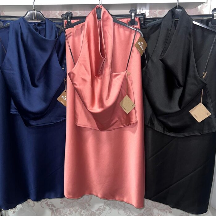 Nuevo conjunto Falda Saten